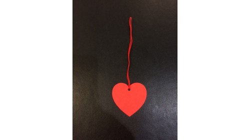 TG5 - Red Heart Strung Gift Tag 48mm